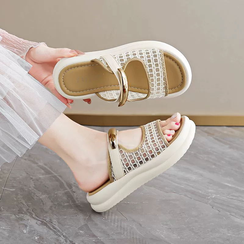 Summer mesh beach slippers, suitable with a skirt