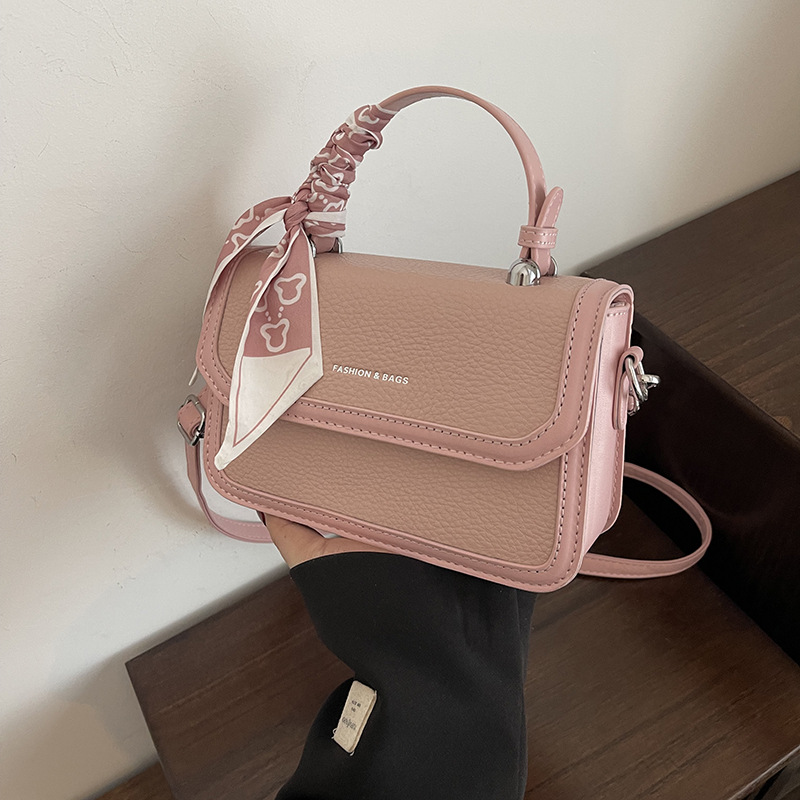 Bolso retrógrado en línea para mujeres 2024 nuevo estilo coreano de color de estilo extranjero bolso de hombro
