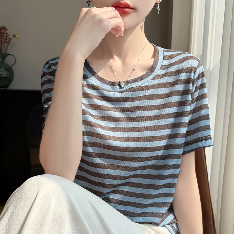 Cross-Border Wholesale Summer New Style Age-Reducing Round Neck Striped Knitted Short-Sleeved Women's Loose Fashionable Lightweight Stylish T-Shirt