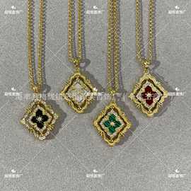 V金精工布契18k双面大号拉丝镂空四叶草白贝母红玛瑙吊坠毛衣项链