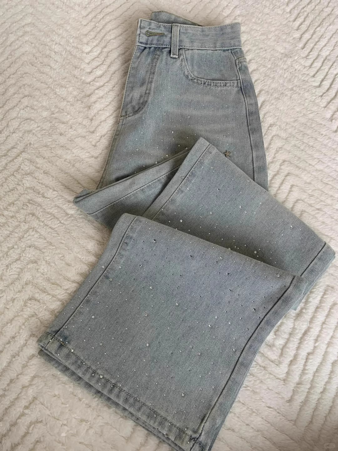 Light Blue Wide-Leg Jeans – High Waist Flattering Trousers With Diamond Shimmer (S-2XL, Day-to-Night Staple)_mkmklike.com