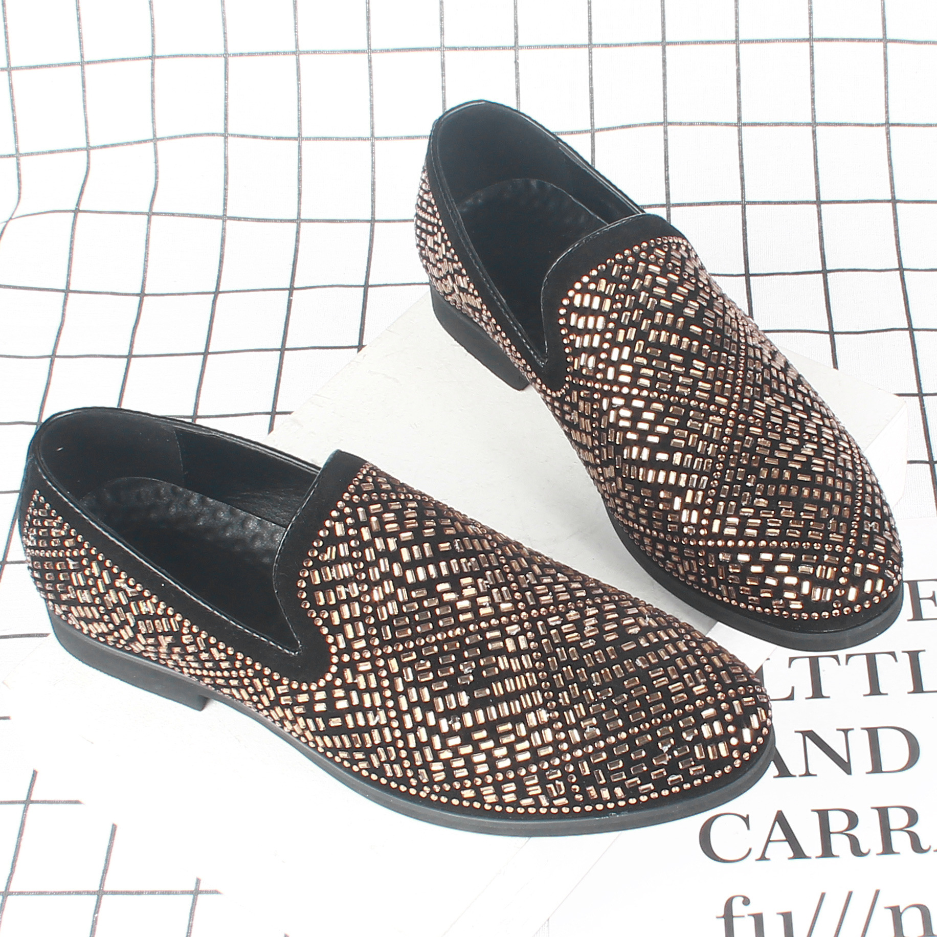 2022��ʿ�¿���������Ӣ��ʱ�аٴ�һ�ŵ�����Ь����102