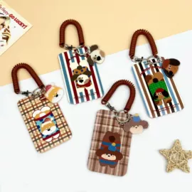 证件卡、挂绳;钥匙扣及钥匙扣配件;易拉得/扣