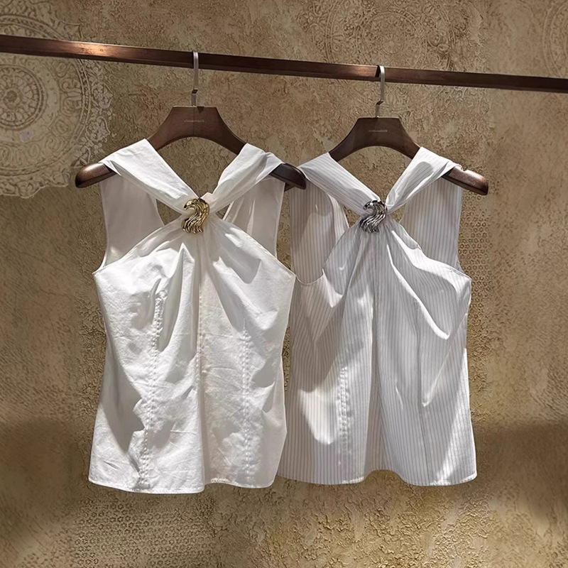 2025 this year's popular little design pure white neck sleeveless cross kink vest shirt female spring