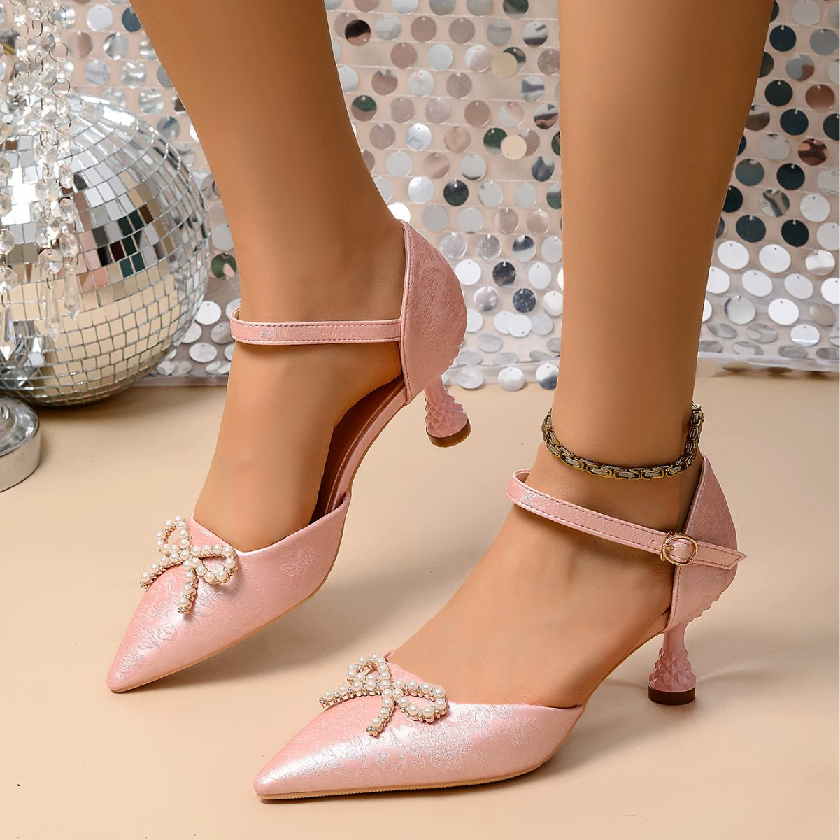 2025 весенняя новая модель туфель на шпильке с острым носком, стразами и бантом, мокасины с открытым носком, милые женские туфли