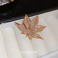 Flash Diamond завод Кленовый лист Брошь ниша темперамент роскошное украшение груди простая мода атмосфера чувства аксессуары оптом женщины