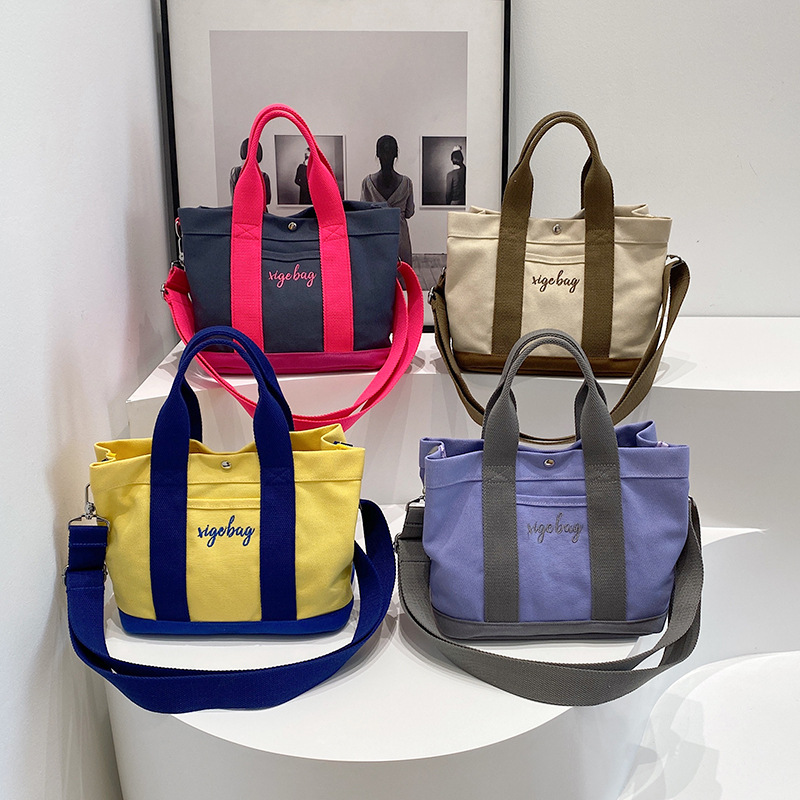 Japanese trend one-shoulder bag for leisure