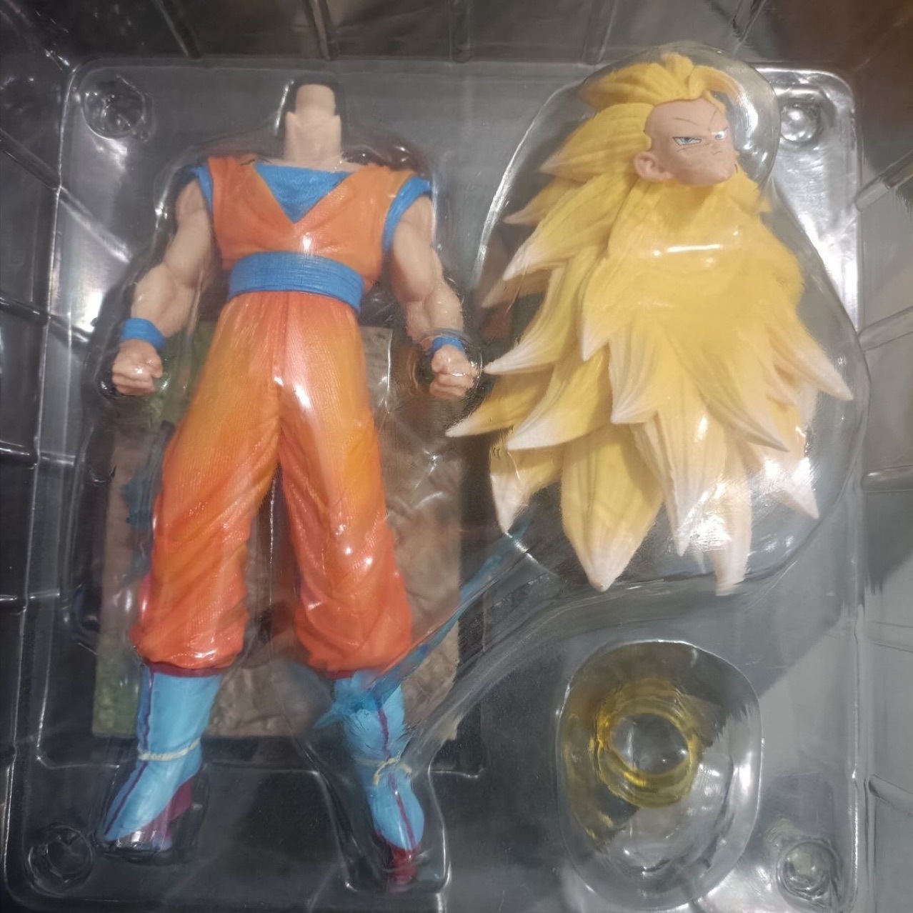 Siete bolas de dragón GK ilimitado super super tres solos super tres Sun Wukong tallado a mano modelo de estatua de alta calidad decoración