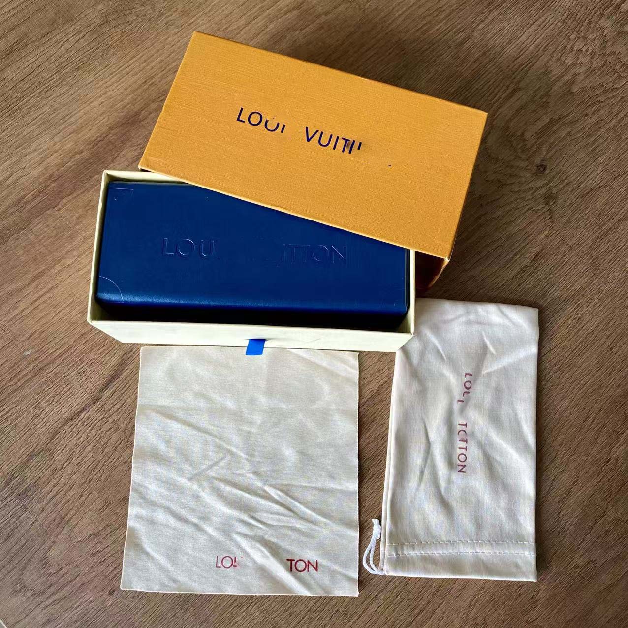 Fábrica al por mayor directa de una sola pieza de caja de espejos de alta calidad caja de almacenamiento gafas de sol gafas de sol caja de gafas de sol