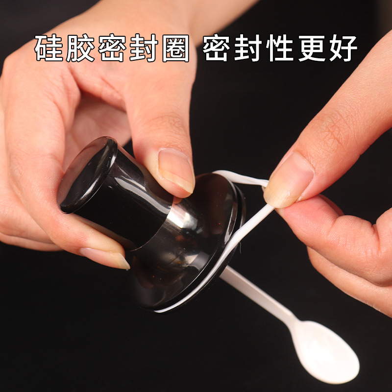 Cuchara cubierta integrada botella de condimento cocina sellada botella de condimento a prueba de humedad sal controlada MSG azúcar blanco combinación de sub-botella