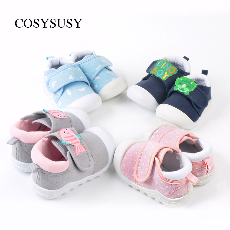 嬰兒學步鞋2022春秋新款男女小童軟底透氣兒童防滑卡通輕便寶寶鞋