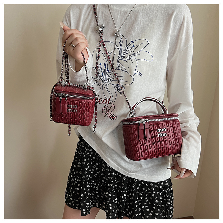 Soft surface pleated bucket bag for women, 2025 new style hand-held hard shell cosmetic box bag, crossbody single-shoulder mobile phone bag undefined