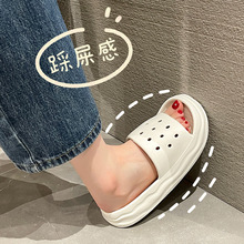 ��}�̓r��ЬŮ�ļ��҃ȼҾ���H����Ь��ʺ�м���һ���ϏS�����l