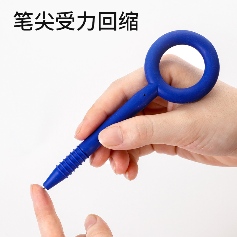 刑務所の安全ペンは話を調べます。専用のペンを飲み込み防止します。|undefined