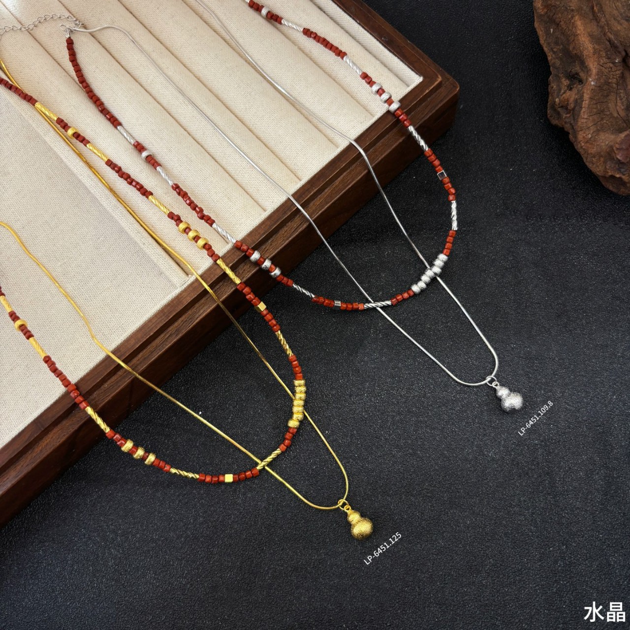 丽银饰品2025新潮复古串珠双层叠戴风葫芦吊坠项链时尚配饰女短款