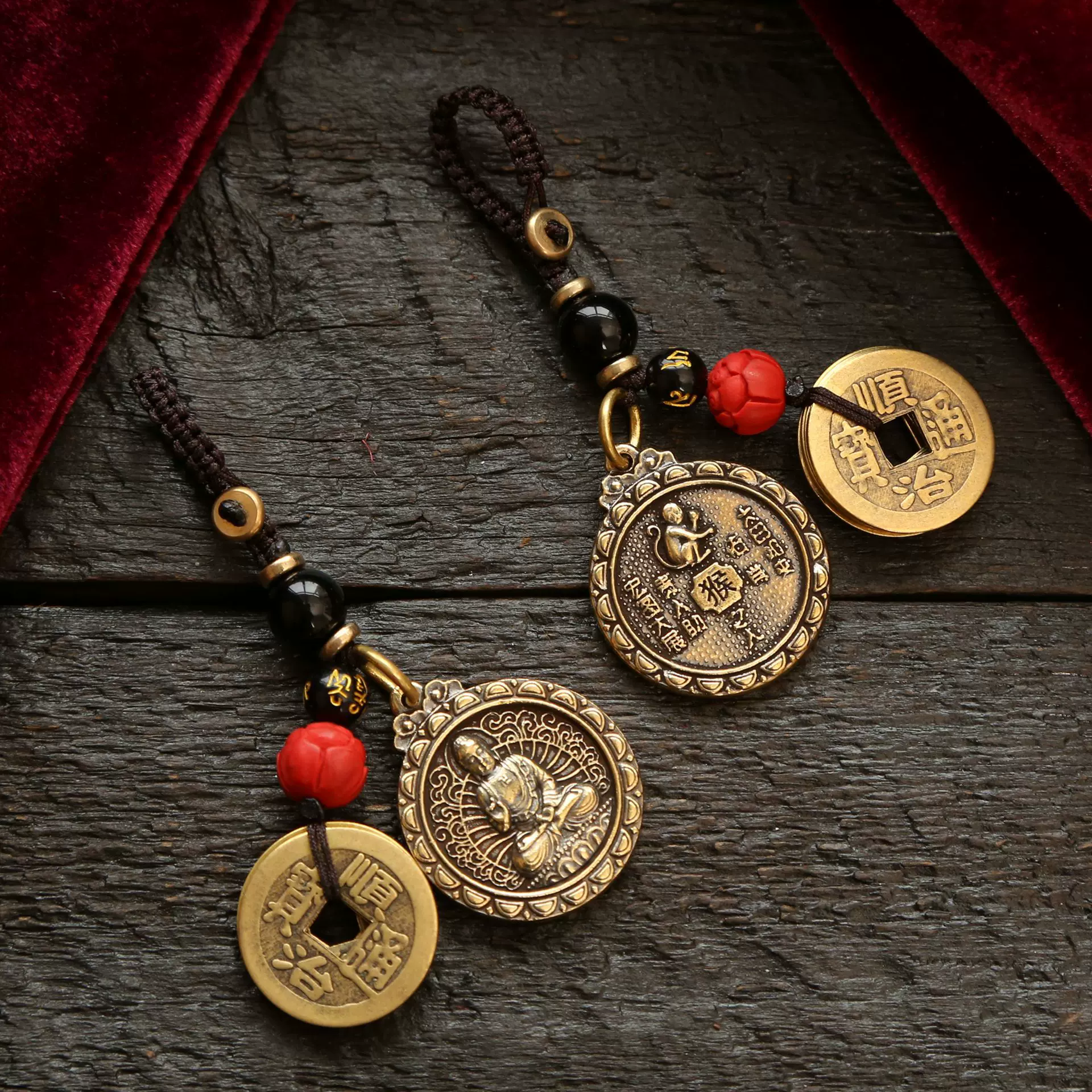 黄铜十二生肖八大守护神 黑红珠五帝钱钥匙扣吊坠 车钥匙包包挂件