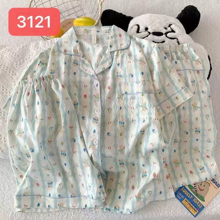 Comercio exterior nube transfronteriza algodón de tres piezas pantalones cortos de manga corta pantalones pijamas de verano ropa a domicilio rebeca de dibujos animados solapa