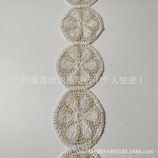 �װםu׃�h���A���ٽz��߅ �͹�ɭϵ�U�տ��� Ů�bͯ�b�ֹ���ˇ�b