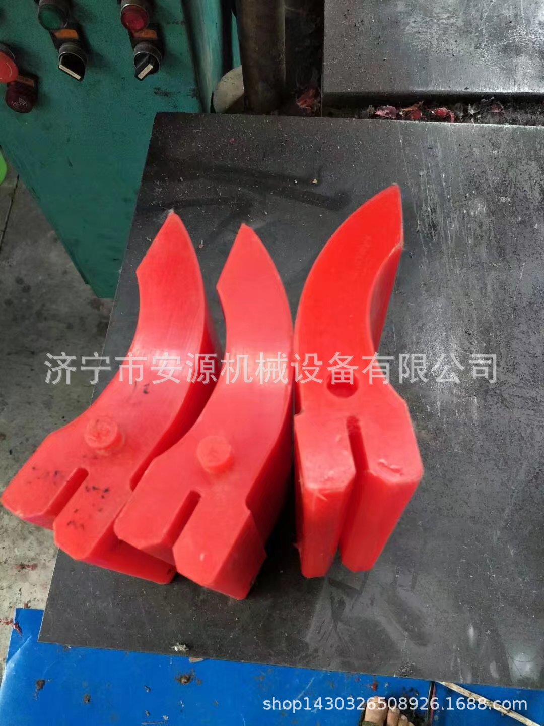 卡槽式聚氨酯清扫器刀头  整体聚氨酯清扫器刀头 浇注清扫器刀头