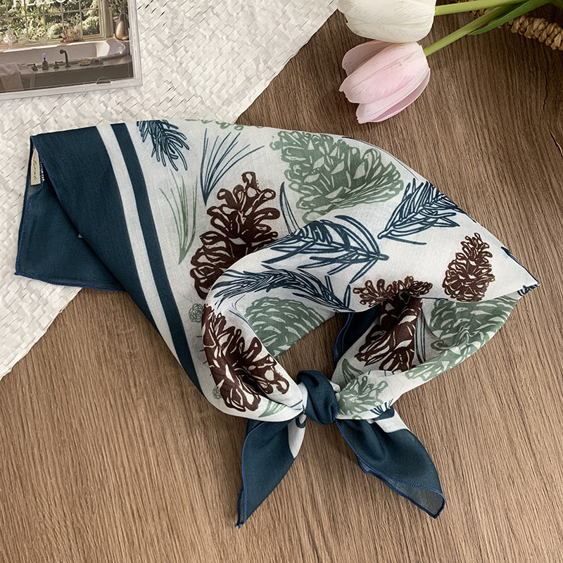 Pañuelo cuadrado pequeño, bufanda de seda, pañuelo floral de moda de verano para mujer, cinturón para el cabello de estilo pastoral, bufanda pequeña de alta calidad, accesorios para el cabello multifuncionales