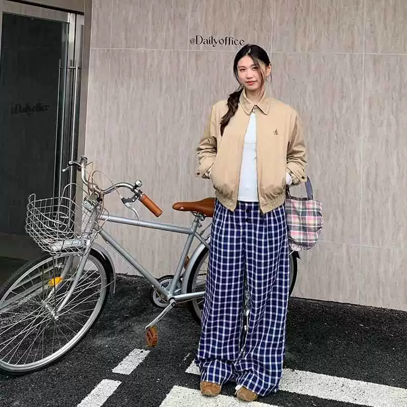 Где оранжевое дерево? Повседневные брюки в клетку в том же стиле Zhao Lusi для женщин весной и осенью, свободные, ленивые и универсальные широкие брюки в пол.