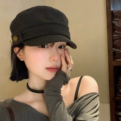 日系复古金属扣平顶显脸小鸭舌帽女小众原宿风马术帽老钱风帽子潮