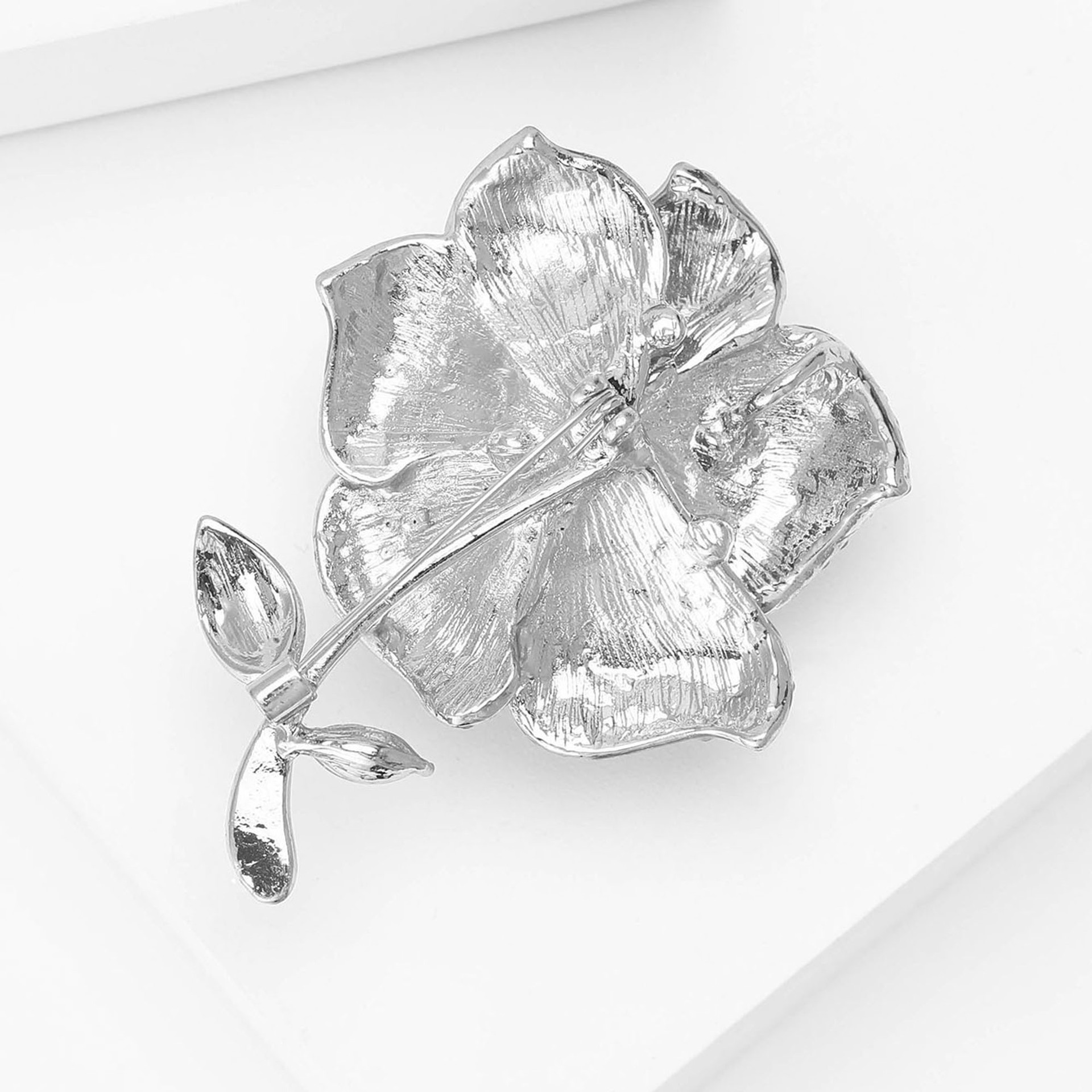 Women's Gender Elegant, Vintage Style Style Elegant Vintage Style Pin Rose Flower Alloy Rhinestones Women's Brooches