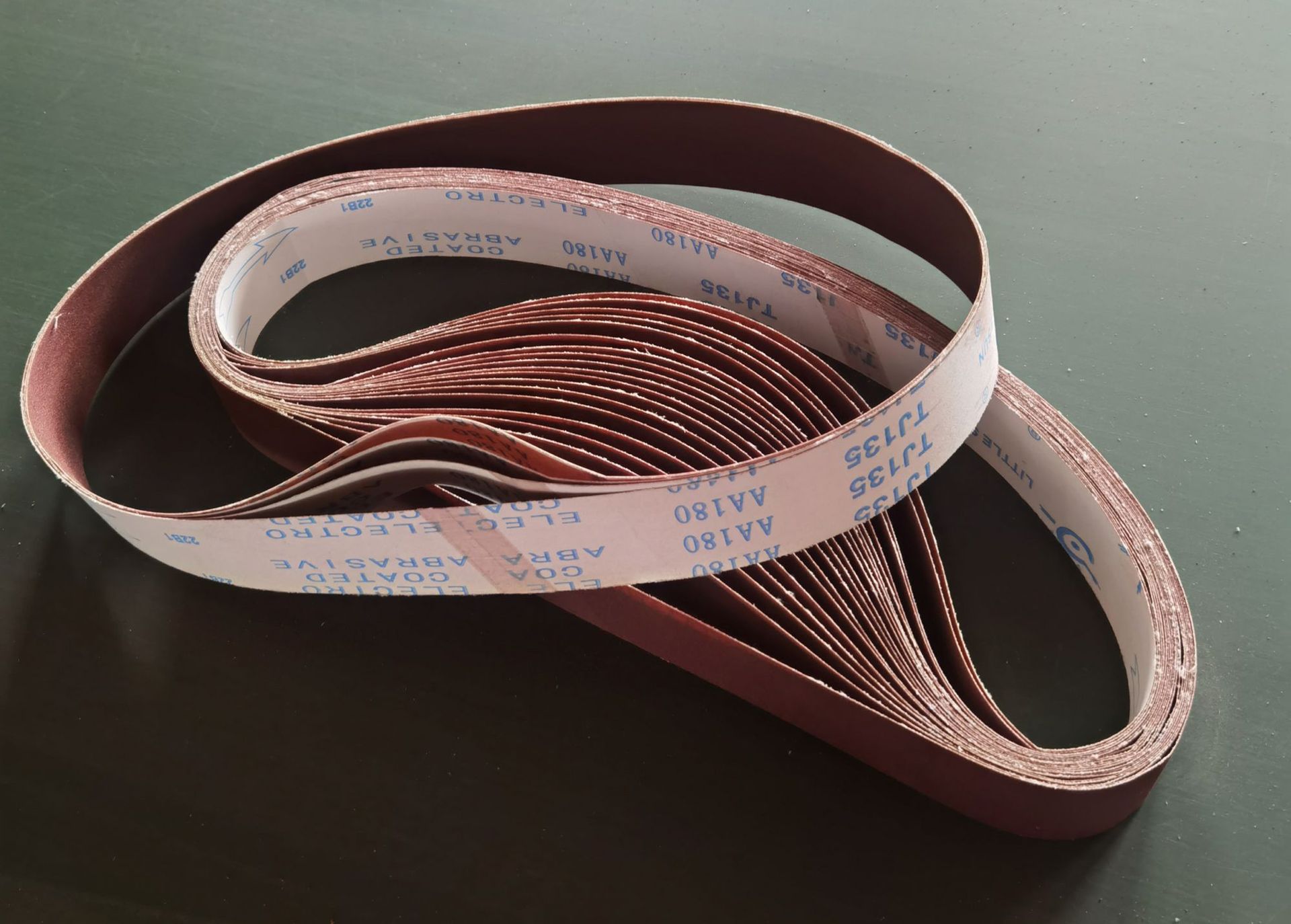 ������ɰ��¹����ɰ��Ͳ��ľ���Ĺ�Ͳɰֽ�׽�����ĥ��ɳ��Ȧ