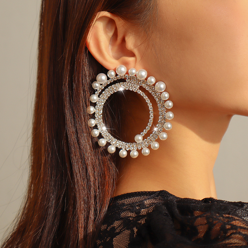 fashion diamond round earrings exaggerated imitation pearl earrings female
