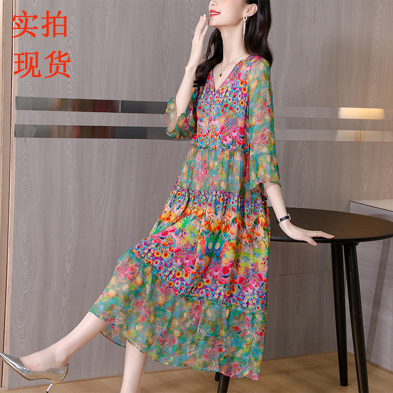 2023 Summer new V-neck three-quarter sleeve loose printed silk A- line dress mulberry silk dress