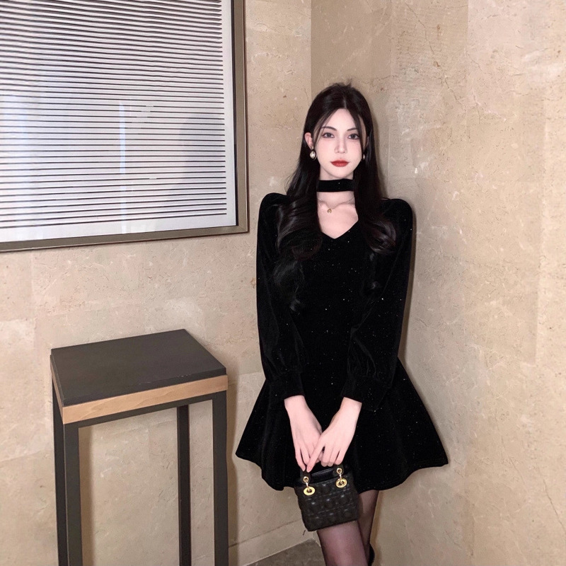 2025 Christmas New Red Fine Glitter Velvet Dress Women's Winter New Year's Evening Dress Slimming Look Bottoming Winter Skirt