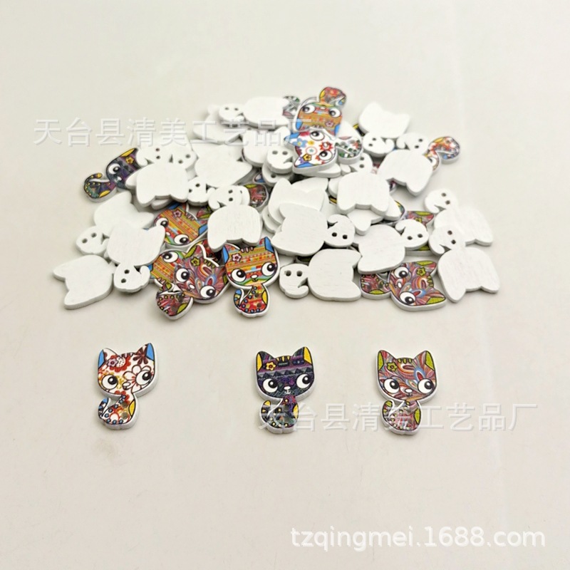 Botones de dibujos animados de madera de fondo blanco con forma de gato botones de dibujos animados de madera de bricolaje 50 pc/paquete