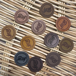 Ƥ�˶� ��ɫ���ɫ����o�ϏS��ֱ�l��ӡ���ɸ�ɫ�Ę˺�ӆ ��