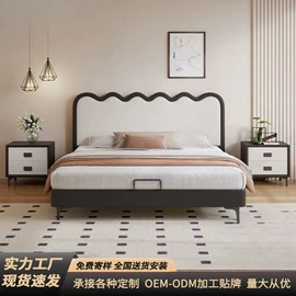 实木床;餐桌;电脑桌