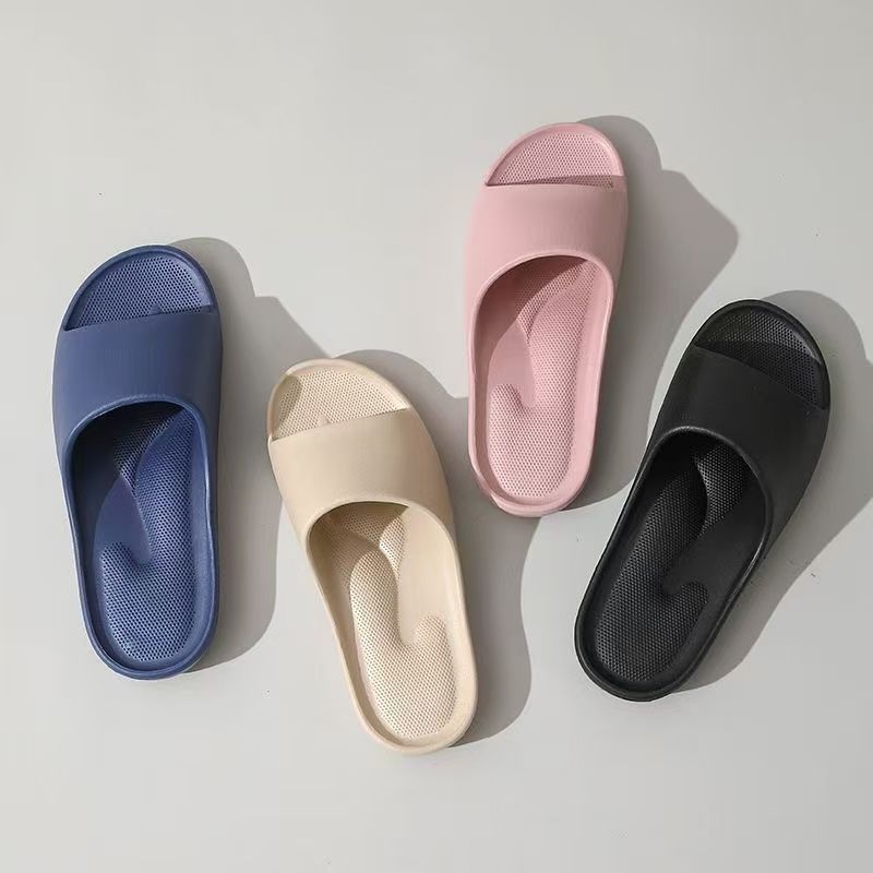 Women's non-slip bathroom massage slippers, summer sandals for men and women, 2026 new men's model