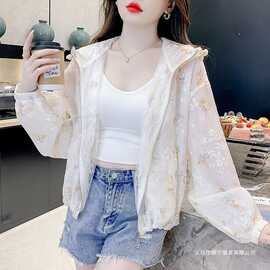 法式碎花连帽防晒衣女夏季2026年新款短外套宽松休闲开衫薄款上衣
