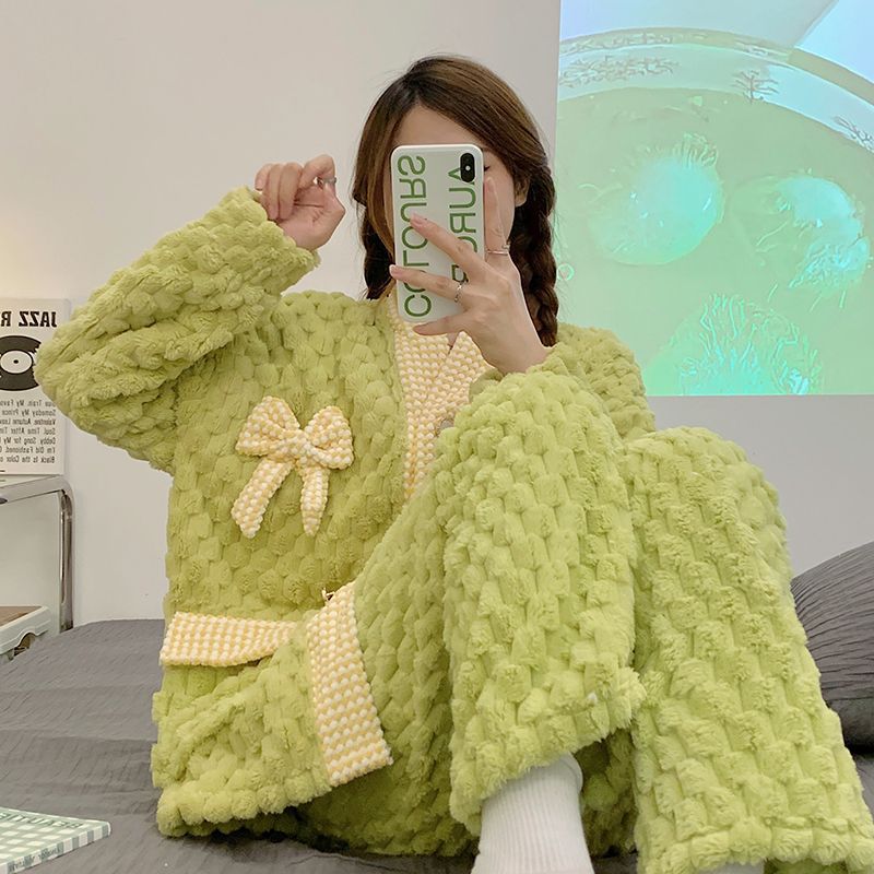 Al por mayor transfronterizo otoño y invierno nuevo pijama de chicas polvo amor pequeño grano jacquard coral veludo 300g ropa casera casual