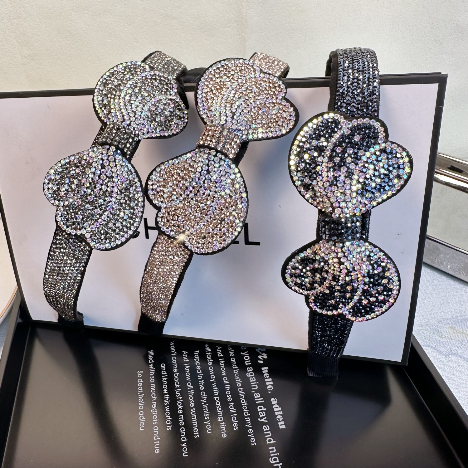 2023款韓版高檔水鑽蝴蝶結髮箍輕奢優雅時尚外出百搭領結頭箍髮飾