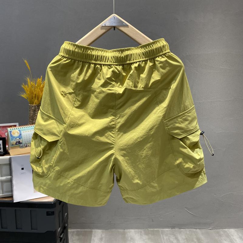 Summer New Men's Cargo Shorts Wholesale for Foreign Trade, Stylish Loose Beach Casual Shorts for Teenagers