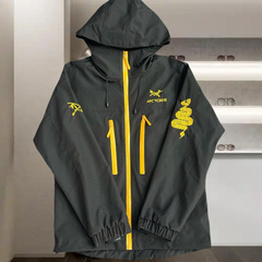 春の突撃服の新型2025限定男女の防風カップル百枚の防水刺繍がかっこいいです。