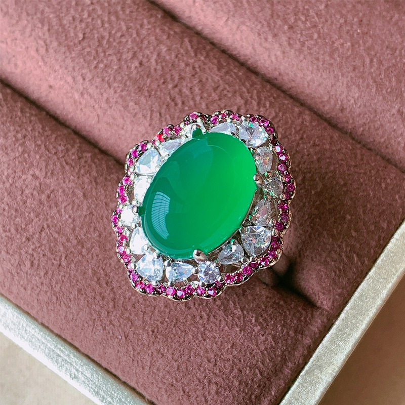 Zhuang Sheng joyas fondo de cobre chapado en oro de hielo plantación fluorescente simulación verde Calcedonia llanura temperamento superficie traje 10*14