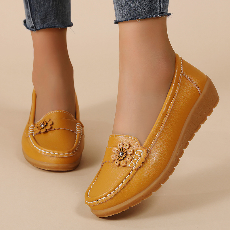 Spring and Autumn New Mother Shoes Bean Shoes Women's Loafers Fashion All-match Cross-border Exclusive
