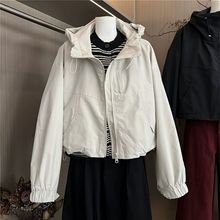 连帽冲锋衣女短款外套秋季2025新款百搭小个子工装棒球衫夹克上衣