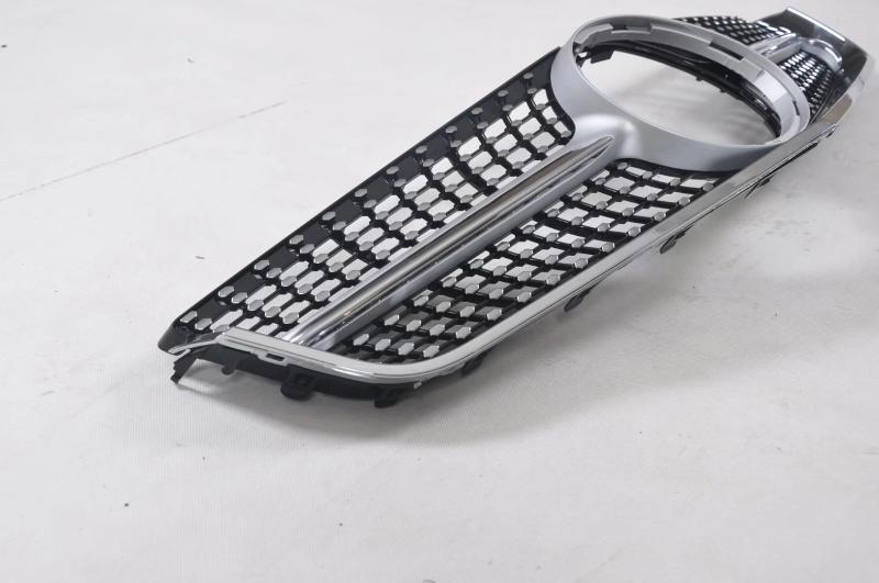 Suitable for 09-13 W207 Mercedes-Benz Ecoupe Modified Amg Gypsophila Gt Mid-Grid Water Tank Cover Grille