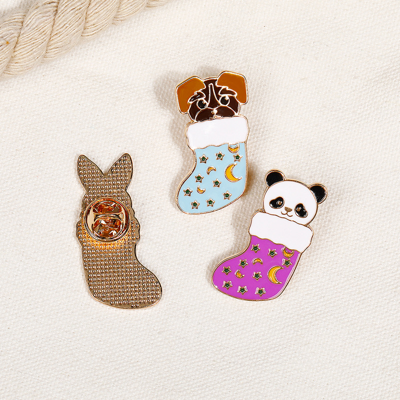 Cartoon Style Animal Sock Alloy Enamel Plating Unisex Brooches display picture 4