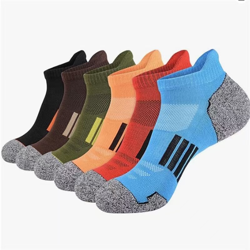 Men's Summer Color-Blocked Sports Socks, Breathable, Sweat-Absorbent, Trendy Casual Thin Cotton Socks, Factory Wholesale Men's Summer Color-Blocked Sports Socks, Breathable, Sweat-Absorbent, Trendy Casual Thin Cotton Socks, Factory Wholesale