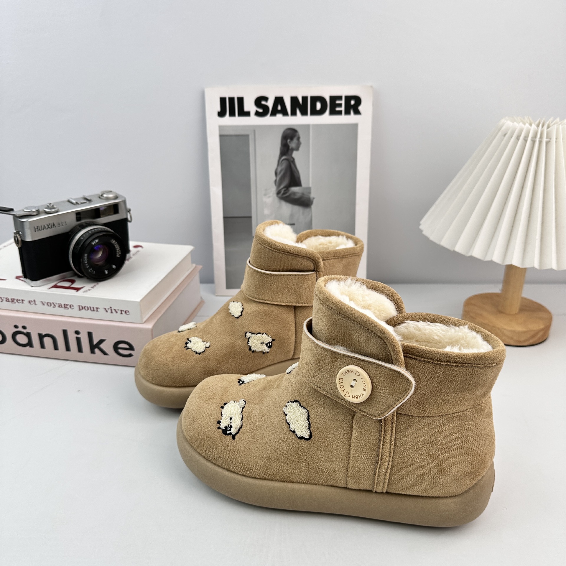 YuanWa retro botas de nieve de fondo grueso para mujeres 2025 nuevo invierno para usar más terciopelo grueso calentamiento zapatos de algodón 3508M image 3