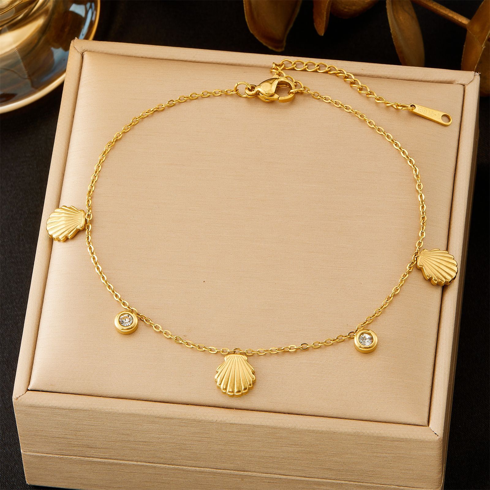 Transfronterizos de venta de tobillas de diamante blanco de mar de lujo ligero de estilo bohemio de conchas de acero de acero