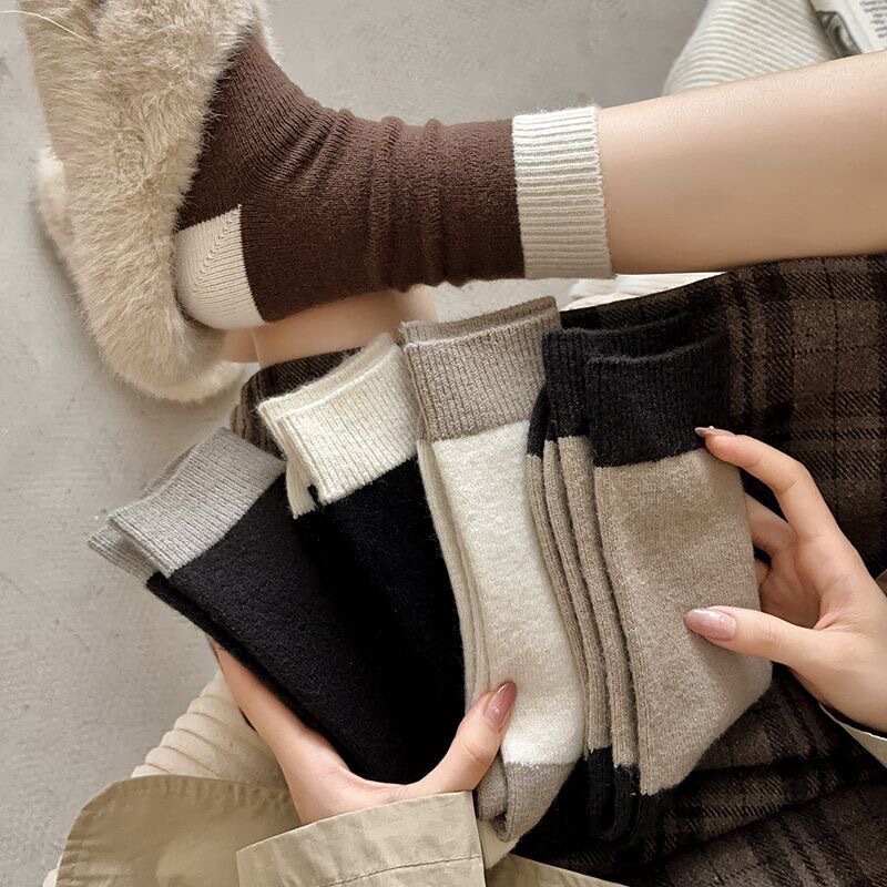 Yuanrunjia winter new wool women's socks Japanese color matching super soft ladies mid-tube socks South Korea wool socks