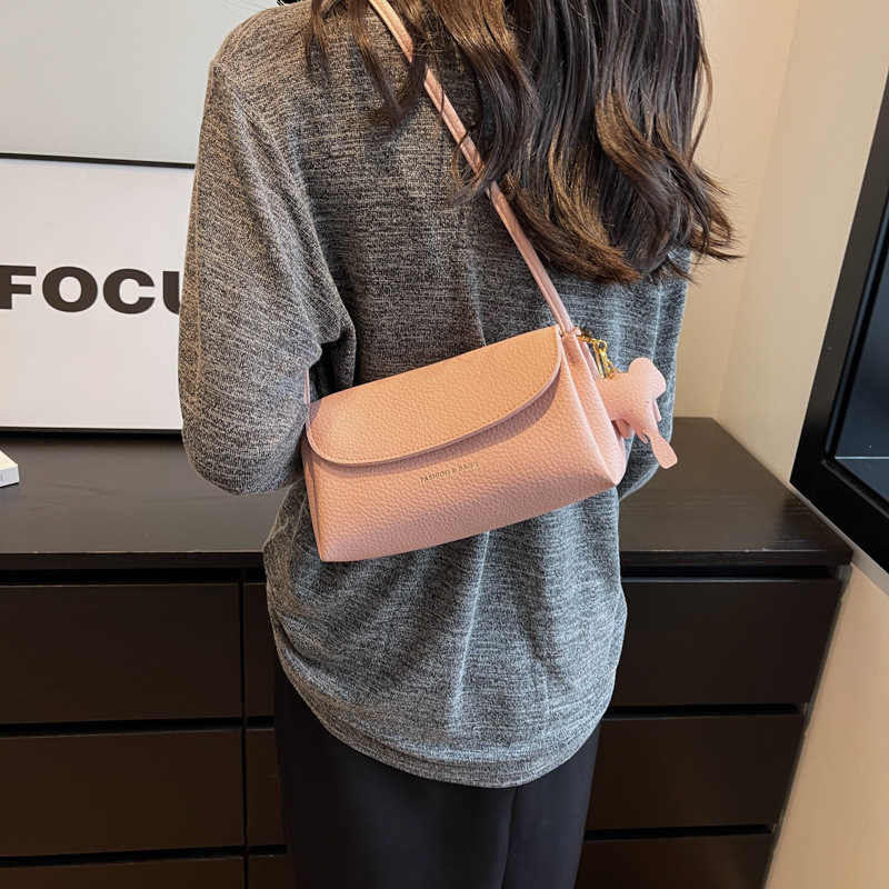Trendy Women's Soft Leather Small Crossbody Shoulder Underarm Bag_voghion.com